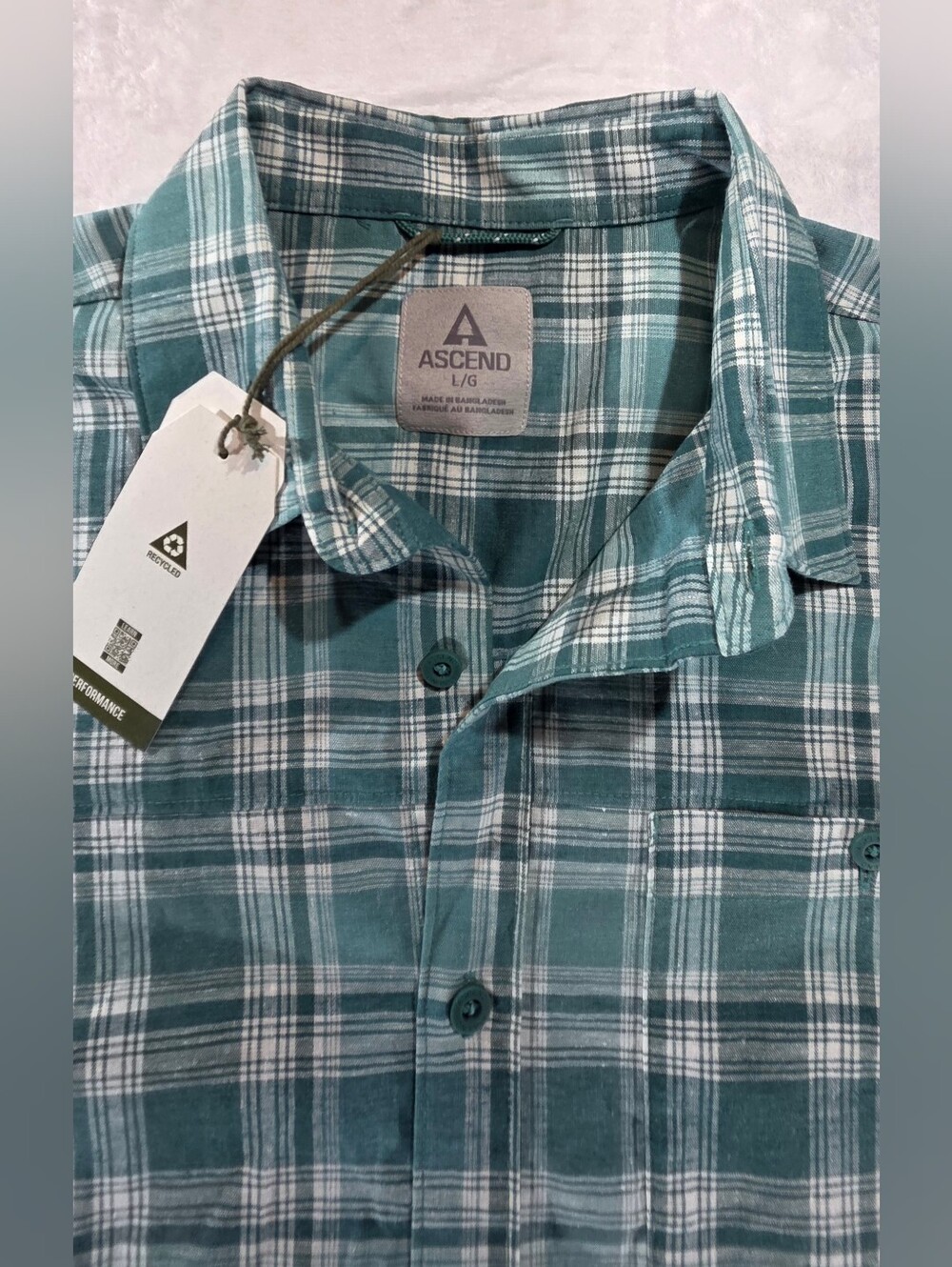 Ascend Green Plaid L Men’s Button-Up Shirt